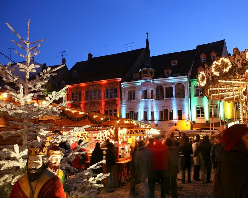 Marché de Noël de Mulhouse sur la place de la Réunion