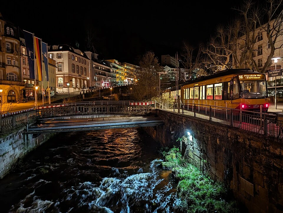 Tramway dans le Kurpark de Bad Wildbad