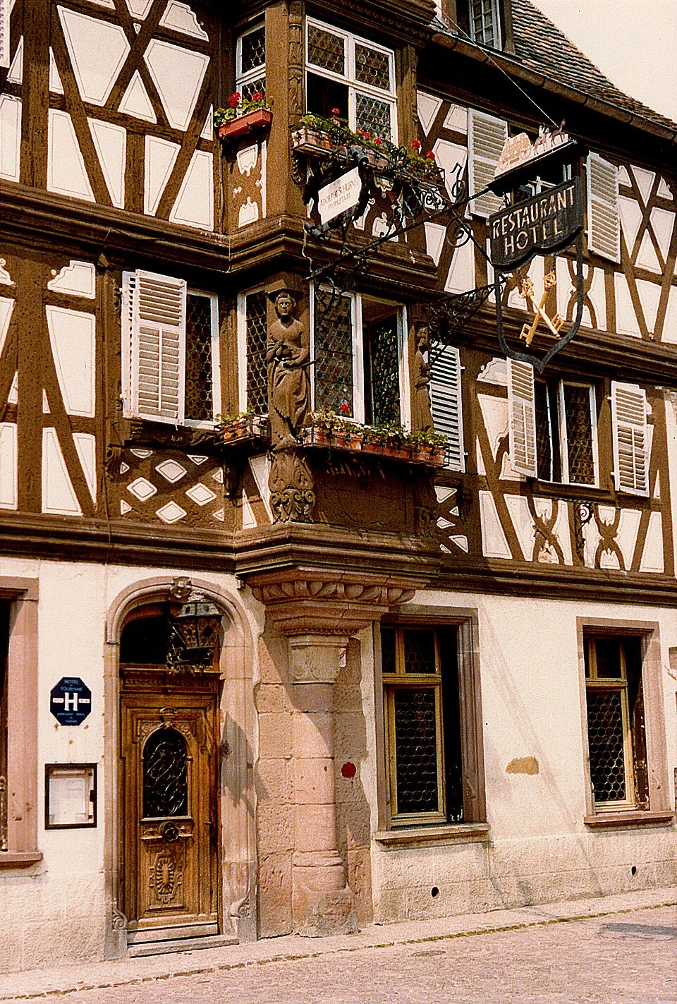 Vue sur l'Hôtel des Deux Clés à Turckheim