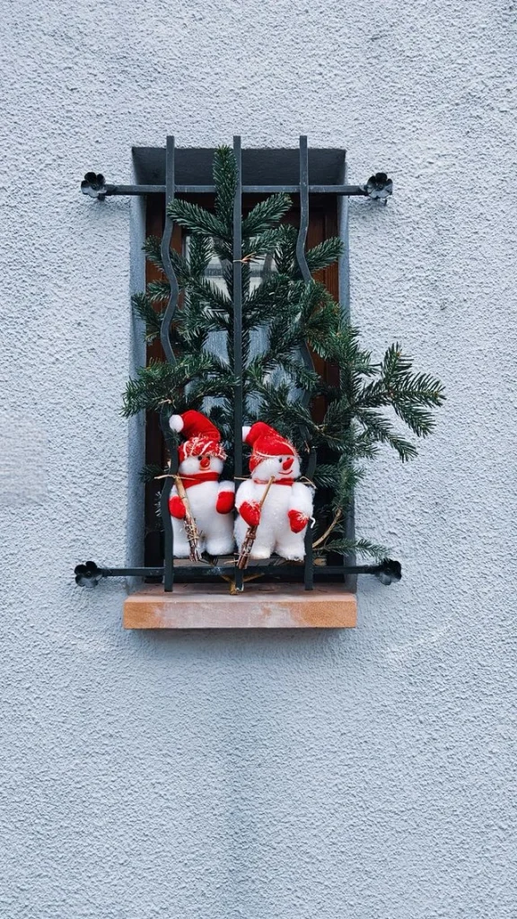 Décorations de Noël dans le centre d’Eguisheim
